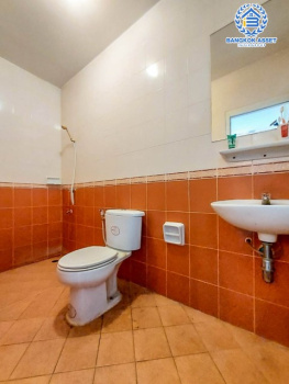 *****ทาวน์เฮ้าส์มือสองย่านนนทบุรี ม.ซื่อตรง บางใหญ่ เฟส2 เนื้อที่กว้าง 23.60 ตร.ว. ฟังก์ชัน 3 ห้องนอน 2 ห้องน้ำ ที่จอดรถ 1คัน ทาวน์เฮ้าส์พื้นที่ใช้สอยเยอะเหมือนบ้านเดี่ยว! ฟรี! เครื่องปรับอากาศ  2 ตัว! บนทำเลแห่งการเดินทางเชื่อมต่อถนนชัยพฤกษ์, ถนนบางบัวทอง-สุพรรณบุรี